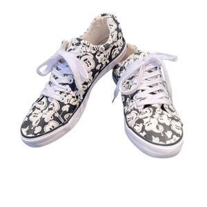 Disney Womens Mickey Mouse Novelty Canvas Sneakers Size 9 Low Top Lace-Up Shoes